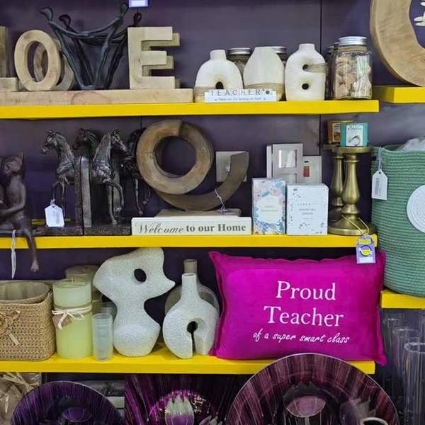 Decor shelves at Blings et'al