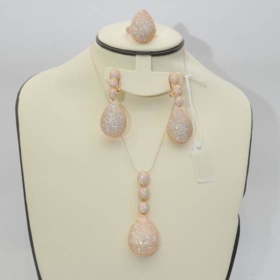 Blush pendant set at Blings et’al, Wuse 2 Abuja